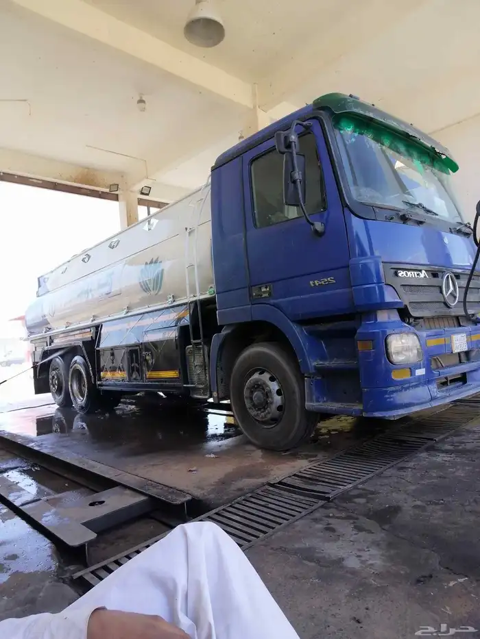 وايت ماء لتوصيل المياة ألى جميع إحياء تبوك وضواحيها خدمة 24س 0