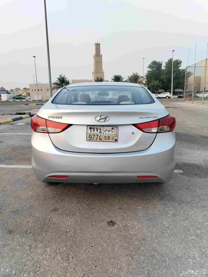 هواندي النترا مديل. 2012 6