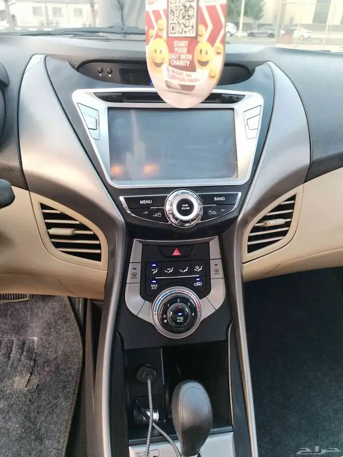 هواندي النترا مديل. 2012 18