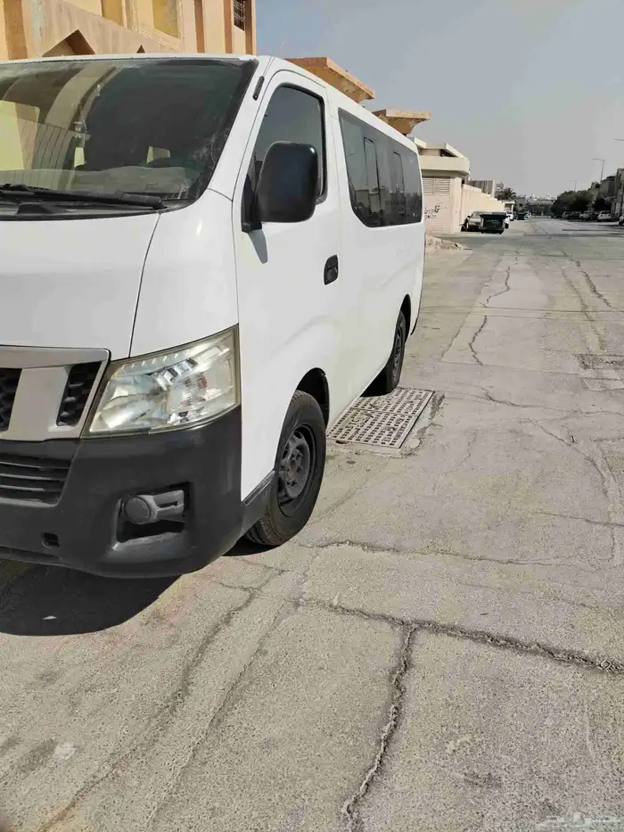 باص توصيل طلاب وطالبات حي العريجاء الغربية 0