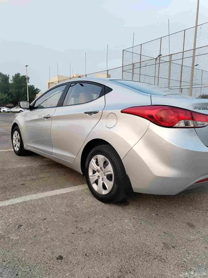 هواندي النترا مديل. 2012 3