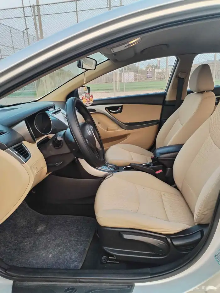 هواندي النترا مديل. 2012 13