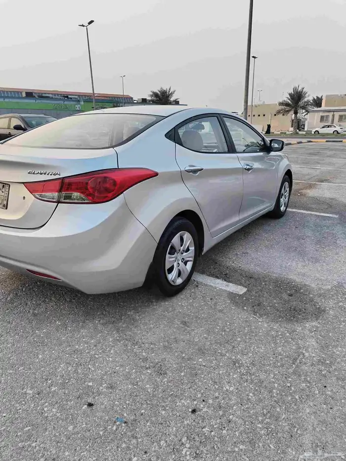 هواندي النترا مديل. 2012 8