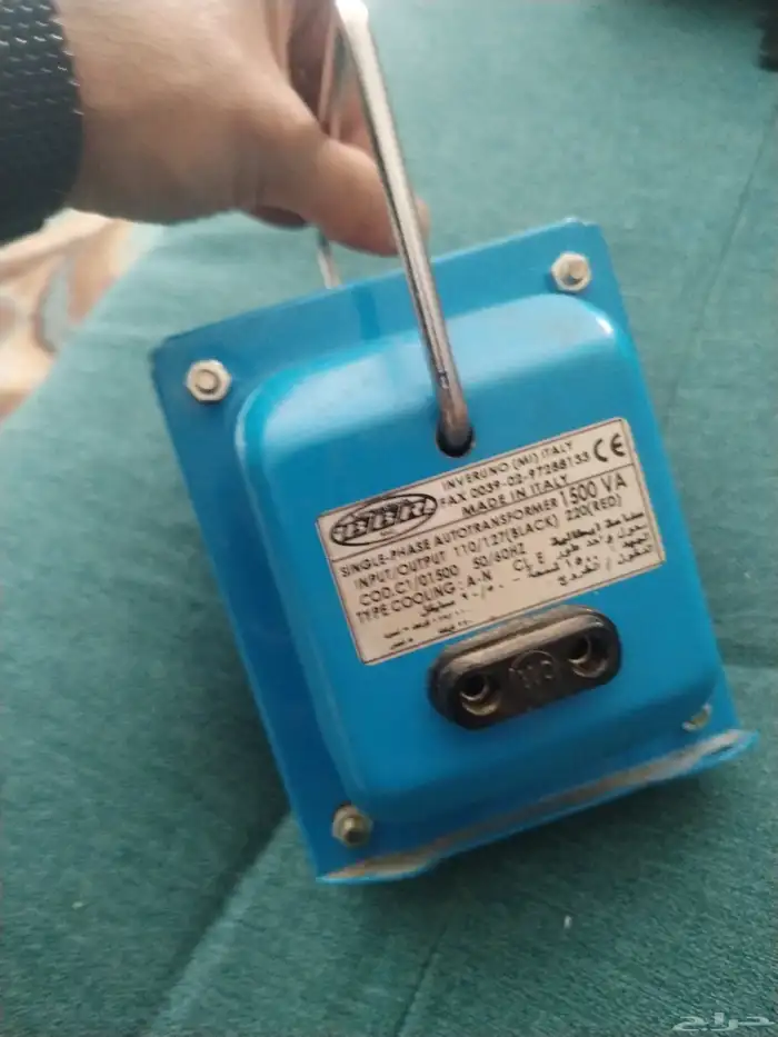 محول كهرباء ايالطالي 1500 من 110 إلى 220 والعكس صحيح 2