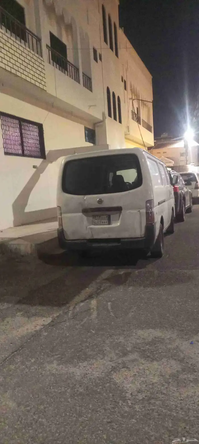 باص نيسان  2008مكينه تنقص جير كويس مافيه حوادث حكات بسيطه 1