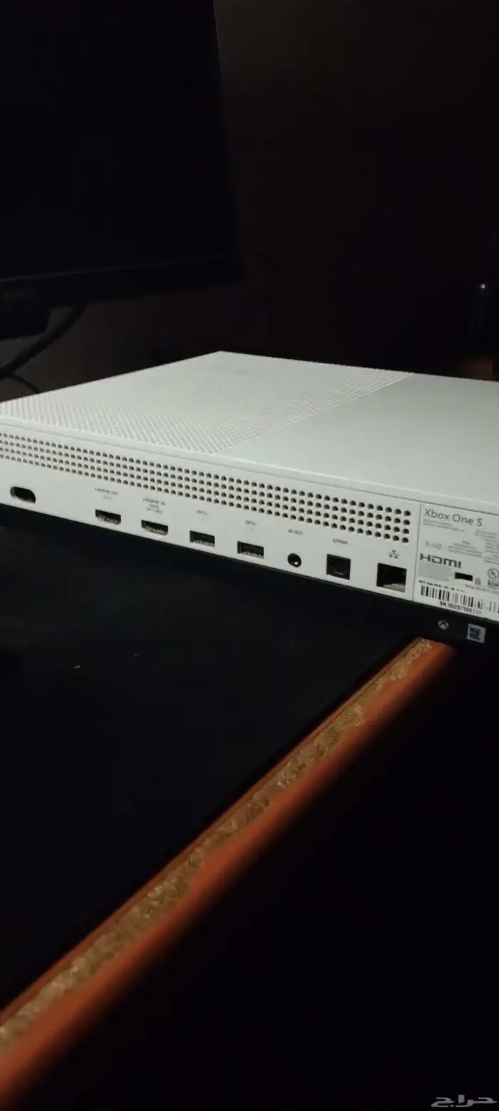 اكس بوكس ون تيرا مع شاشة BenQ 1