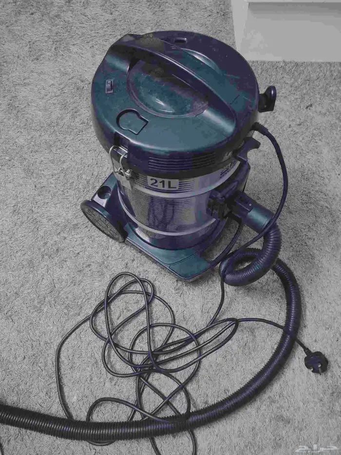 سرير اطفال ومكنسة كهربائية ومكيف صحراوي 3