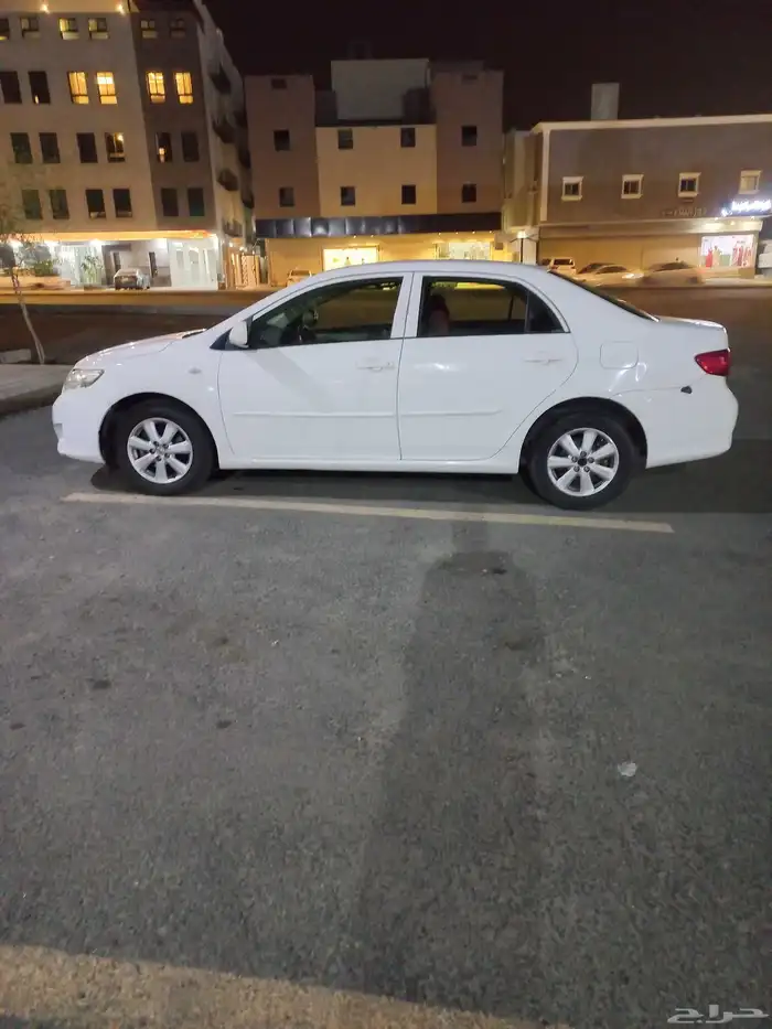 كورلا2010 اللون ابيض قير عادي بحالة ممتازة جدا السعر 22الف 1