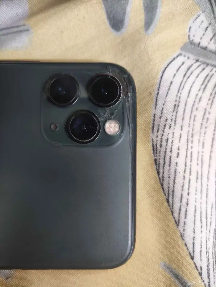 ايفون 11 pro max 6