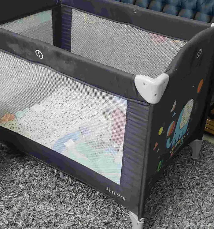 سرير طفله وسرير اخر لطفل 0