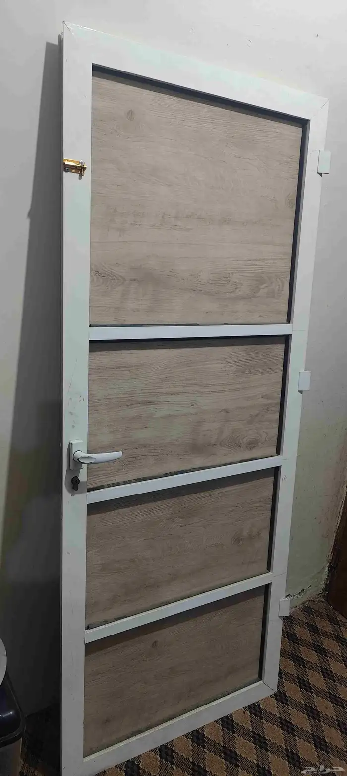 باب من الألومنيوم 3