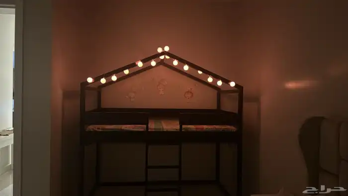 سرير الاطفال 1