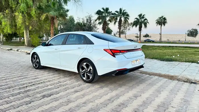 للبيع هونداي النترا ( افانتي ) بنزين بدي وكالة 8