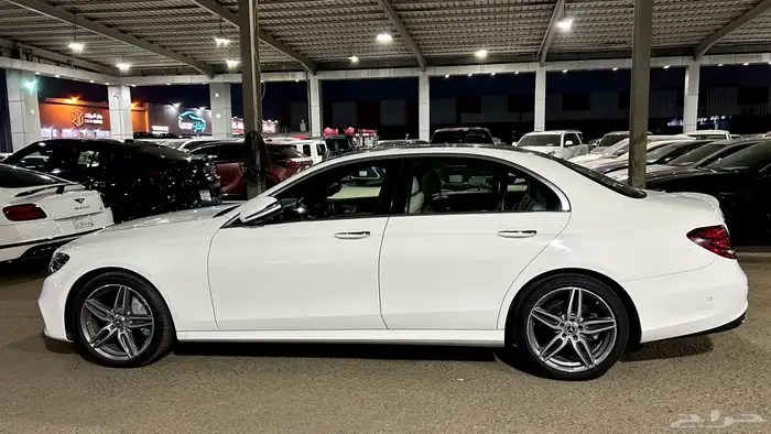 مرسيدس ( E 300 ) 2019 3