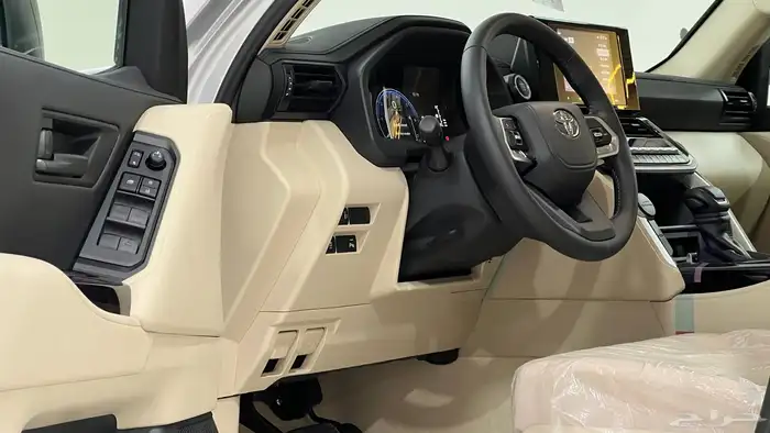 تويوتا لاندكروزر GX.R.2025هدد تنفس طبيعي خليجي بنزين 7