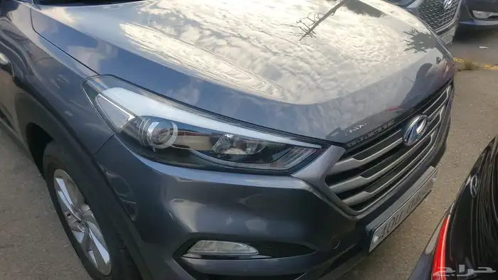 توسان بطاقة جمركية 2017 ماشي 160الف نظيف جدا  للبيع 2