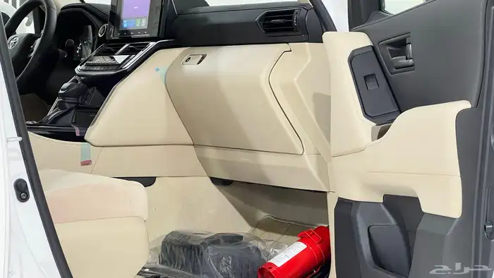 تويوتا لاندكروزر GX.R.2025هدد تنفس طبيعي خليجي بنزين. 8