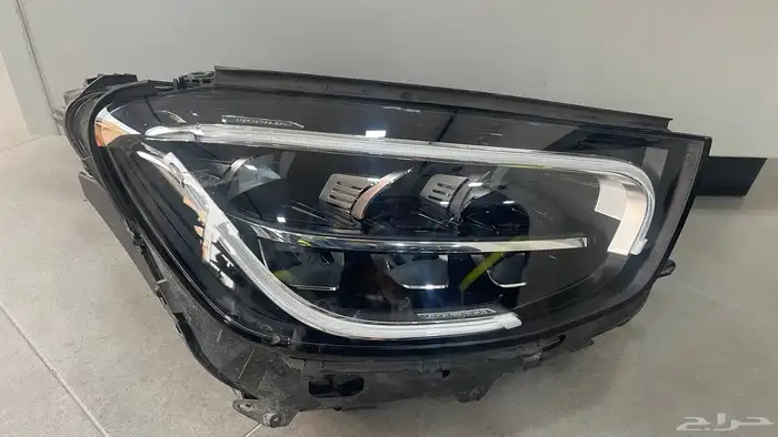 نور مرسديس GLC من 2015 2022 1