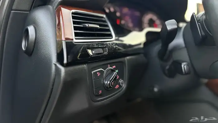 اودي A8L 2011 ( نظيف ) 22