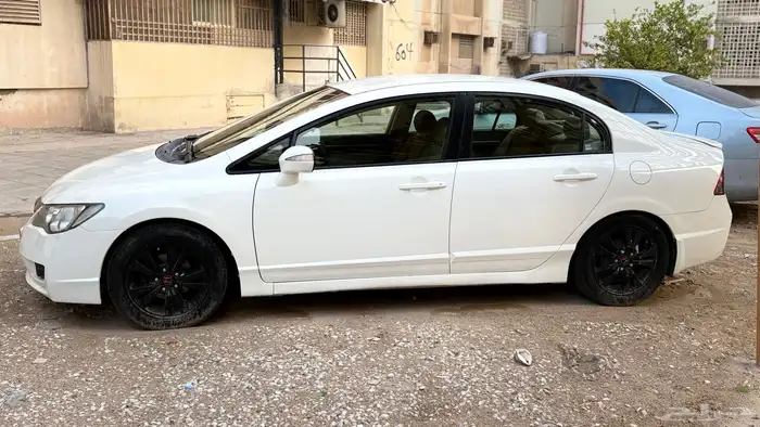 هوندا سيفيك 2007 قير اوتوماتيك نظيفه وجاهزه للنقل 3