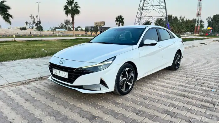 للبيع هونداي النترا ( افانتي ) بنزين بدي وكالة 9