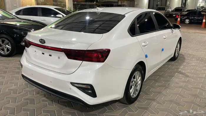 كيا سيراتو K3 2020 .. جنط.. تبريد مقاعد .. نظيف 8