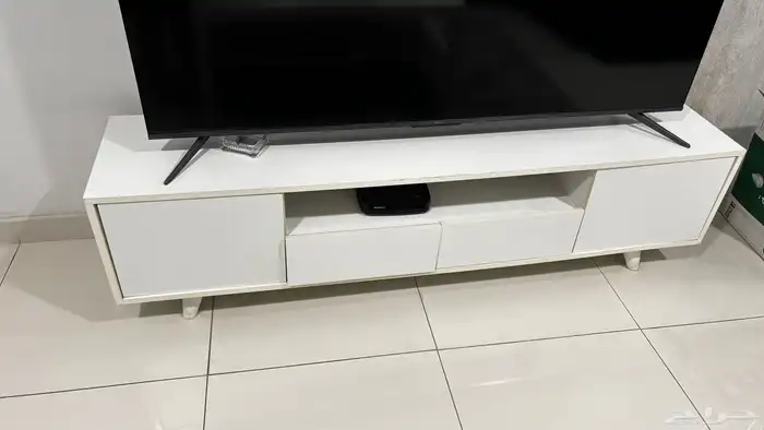 للبيع طاولات 0