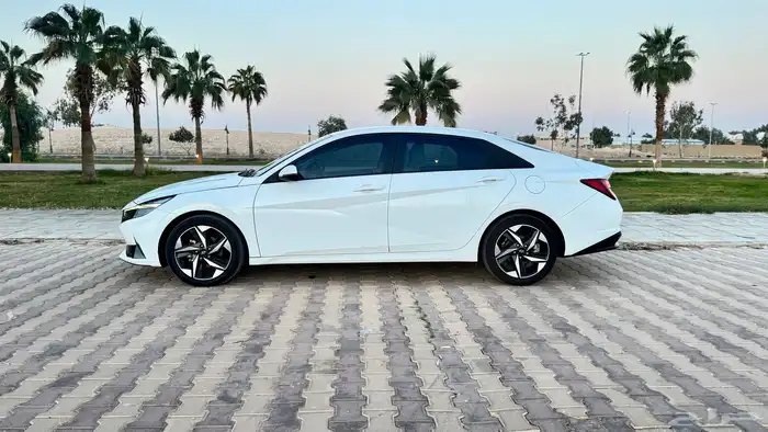 للبيع هونداي النترا ( افانتي ) بنزين بدي وكالة 10