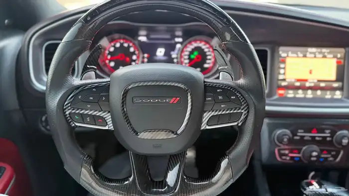 دوج تشارجر 2022 RT بلس 14