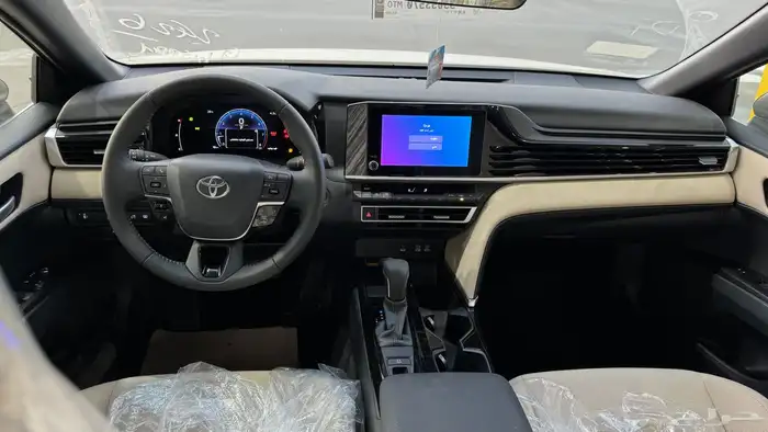 تويوتا كامري 2025 بنزين LE فتحة سقف بصمة سعودي جميع الالوان 5