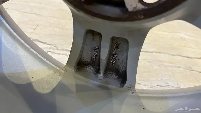 جنوط كامري 2011 4