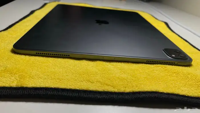 ايباد برو 12.9 انش وسعه 1 تيرابايت 12