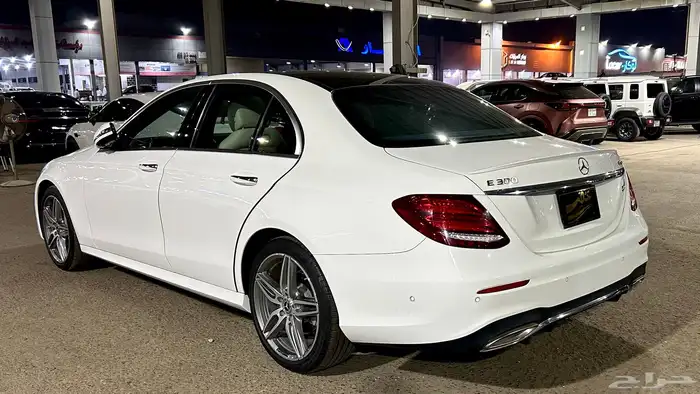 مرسيدس ( E 300 ) 2019 8