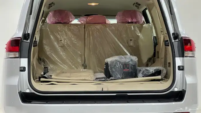 تويوتا لاندكروزر GX.R.2025هدد تنفس طبيعي خليجي بنزين 13