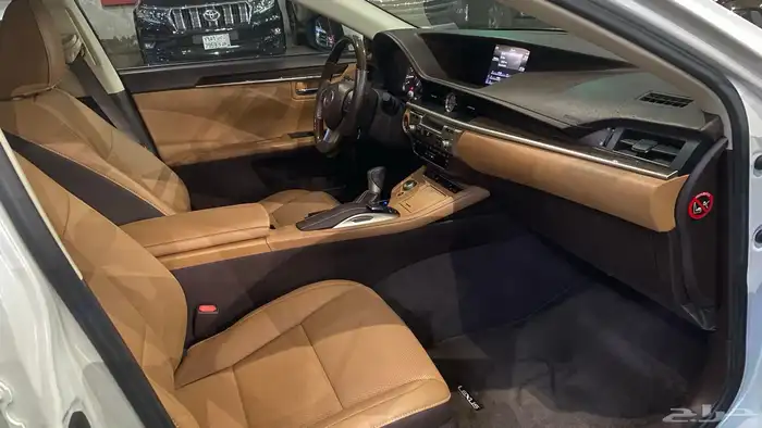 لكزس ES 250 2017 15