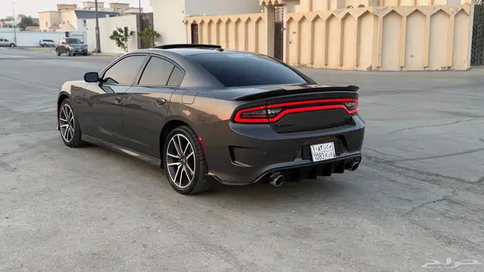 دوج تشارجر 2022 RT بلس 6