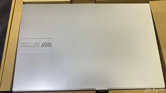 للبيع لابتوب 4