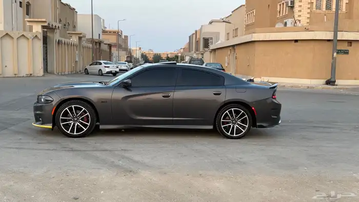 دوج تشارجر 2022 RT بلس 1