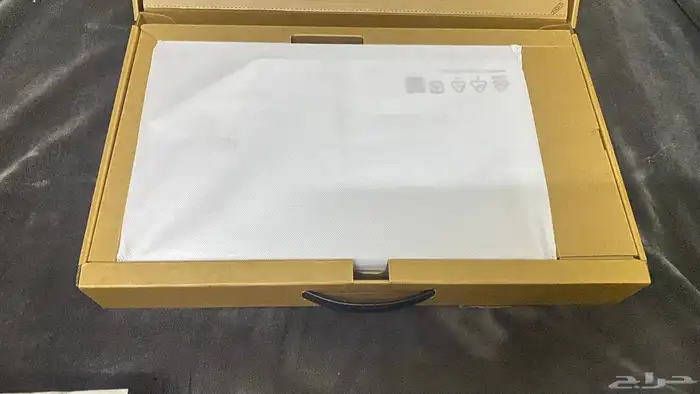 للبيع لابتوب 8