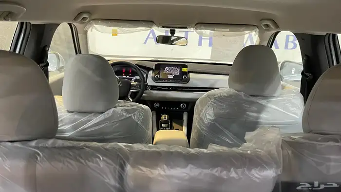 ميتسوبيشي اوتلاندر استاندر دبل 7 ركاب 2025 كاش-تقسيط الثواب 2