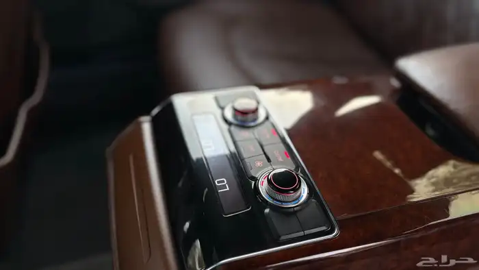 اودي A8L 2011 ( نظيف ) 34