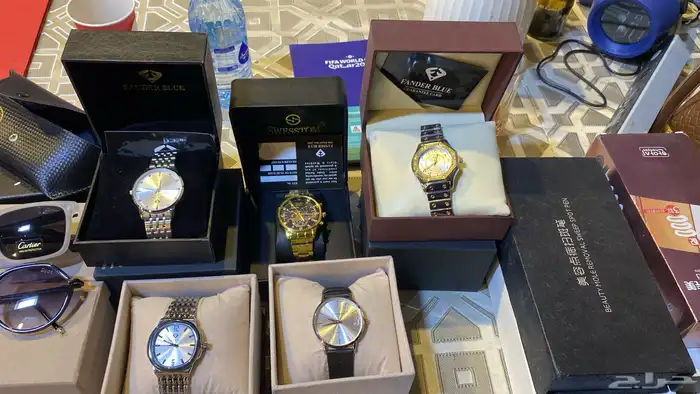 ايوجد ساعات ونضاراتز النضارات الحبه 70والساعات 50 0