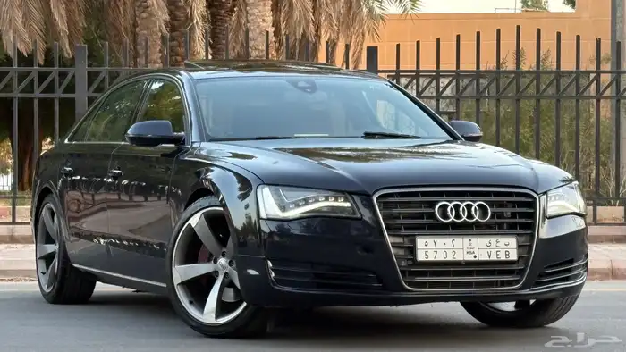اودي A8L 2011 ( نظيف ) 10