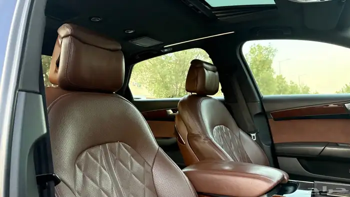 اودي A8L 2011 ( نظيف ) 43