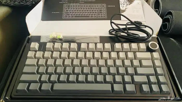 ماوسات احترافيه لاسلكيه و كيبورد لاسلكي احترافيه و مبرد لاب 0