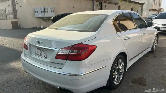 جنسس 2013 للبيع 5