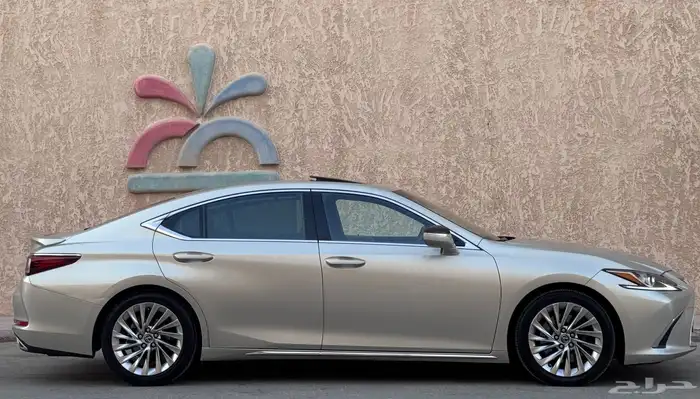 لكزس ES350 نص فل 2020 9