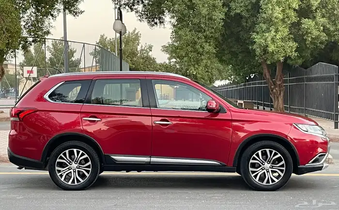 ميتسوبيشي اوتلاندر 2016 فل سعودي 4