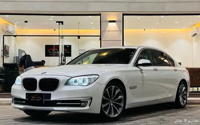 بي ام دبليو 730Li 2015 ( بحالة ممتازة ) 1