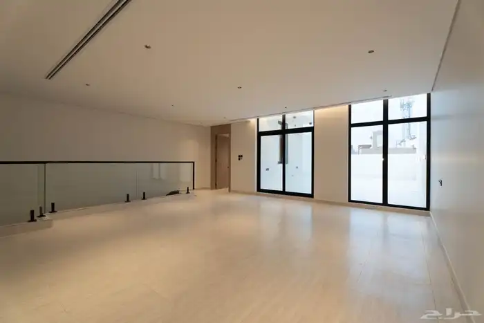 للبيع فيلا دوبلكس مميزه بمكة حي الزايدي 15